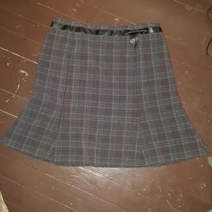 Sag Harbor plaid skirt with belt and bow